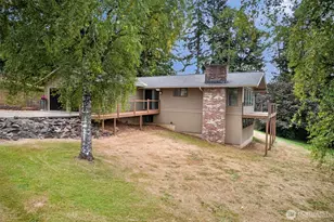 48 Clover St, Cathlamet, WA 98612 - Photo 1