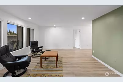 7064 35th Avenue NE #2, Seattle, WA 98115 - Photo 5