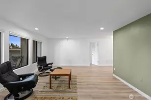 7064 35th Ave NE, Seattle, WA 98115 - Photo 5