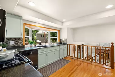 13708 175th Ct NE, Redmond, WA 98052 - Photo 11
