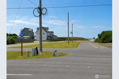 549 Point Brown Avenue SW, Ocean Shores, WA 98569 - Photo 11