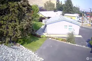 327 Beach St, Pateros, WA 98846 - Photo 3