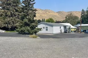 327 Beach St, Pateros, WA 98846 - Photo 35