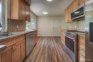 27019 Woodside Rd NE, Kingston, WA 98346 - Photo 5