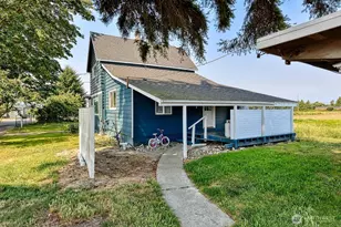 14417 Bradshaw Rd, Mount Vernon, WA 98273 - Photo 11