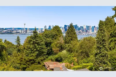 1914 C Ferry Avenue SW, Seattle, WA 98116 - Photo 1