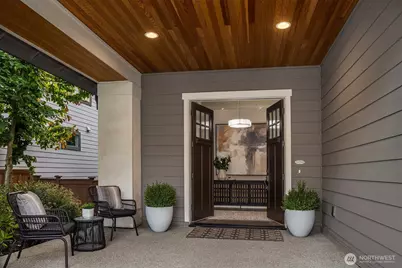 2227 77th Avenue SE, Mercer Island, WA 98040 - Photo 3