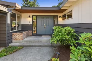 4302 225th St SW, Mountlake Terrace, WA 98043 - Photo 3