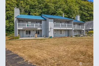 210 Salmon Street #5, Clallam Bay, WA 98326 - Photo 3