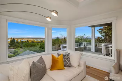 6816 51st Avenue NE, Seattle, WA 98115 - Photo 5