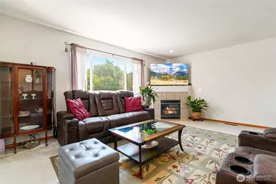 929 149th Place SW, Lynnwood, WA 98087 - Photo 7