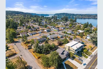 307 Champion Street, Steilacoom, WA 98388 - Photo 31