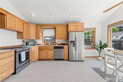307 Champion Street, Steilacoom, WA 98388 - Photo 13