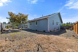 307 Champion St, Steilacoom, WA 98388 - Photo 29