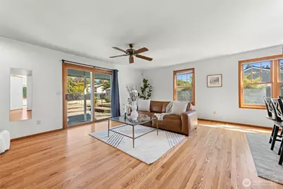 307 Champion Street, Steilacoom, WA 98388 - Photo 7