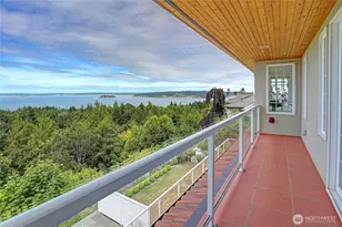1009 Kingswood Dr, Camano Island, WA 98282 - Photo 25