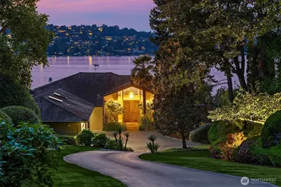 49 Holly Hill Drive, Mercer Island, WA 98040 - Photo 3