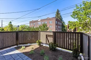 4416 B Corliss Ave N, Seattle, WA 98103 - Photo 9