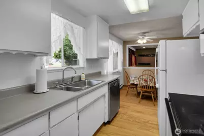 1906 114th Drive SE, Lake Stevens, WA 98258 - Photo 9