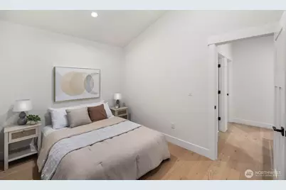 12040 5th Avenue NE, Seattle, WA 98125 - Photo 23