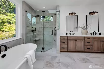 13004 NE 112th Street, Kirkland, WA 98033 - Photo 19