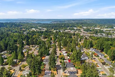 13004 NE 112th Street, Kirkland, WA 98033 - Photo 35