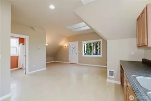 10154 NW Merlins Ln, Bremerton, WA 98312 - Photo 17