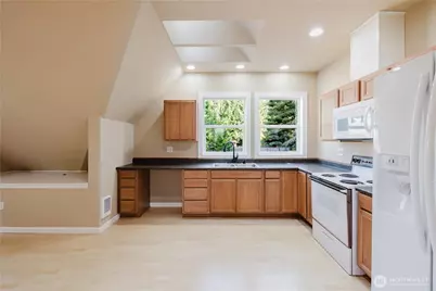 10154 NW Merlins Lane, Bremerton, WA 98312 - Photo 15