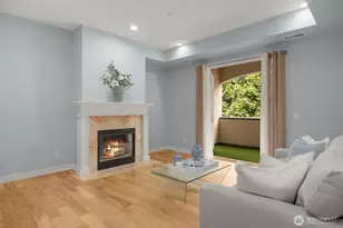 10398 NE 17th St, Bellevue, WA 98004 - Photo 5