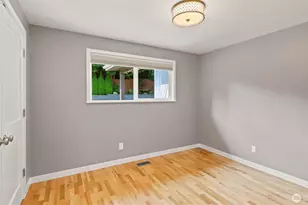 1703 128th Ave SE, Bellevue, WA 98005 - Photo 13