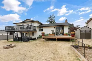 554 NW Fairhaven Dr, Oak Harbor, WA 98277 - Photo 3