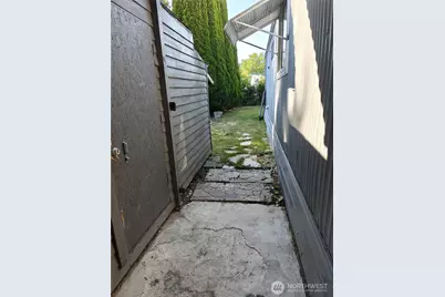 1720 Maple Lane #11, Kent, WA 98030 - Photo 27