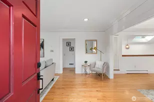 3218 S Byron St, Seattle, WA 98144 - Photo 3