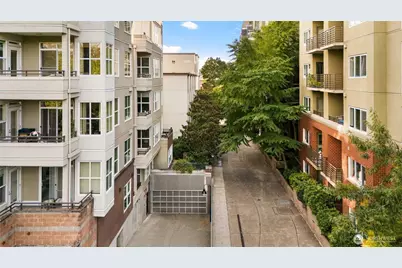 10042 Main Street #112, Bellevue, WA 98004 - Photo 35