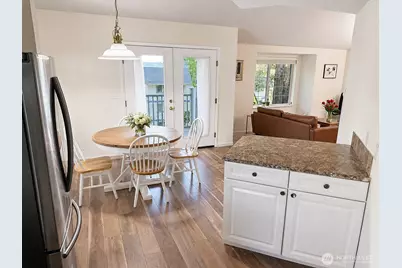 8653 Avondale Rd NE #D208, Redmond, WA 98052 - Photo 5