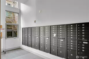 530 Broadway E, Seattle, WA 98102 - Photo 15