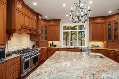 2330 279th Drive SE, Sammamish, WA 98075 - Photo 11