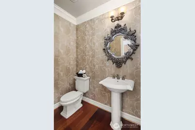 2330 279th Drive SE, Sammamish, WA 98075 - Photo 17