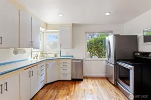 8337 27th Ave NW, Seattle, WA 98117 - Photo 11
