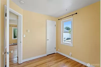 8337 27th Avenue NW, Seattle, WA 98117 - Photo 15