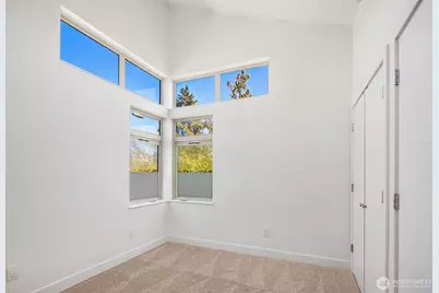 3323 Martin Luther King Jr Way S, Seattle, WA 98144 - Photo 13
