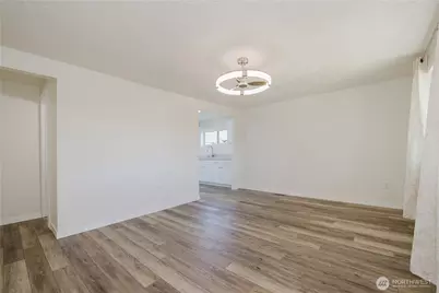 1112 Perry Avenue, Bremerton, WA 98310 - Photo 11