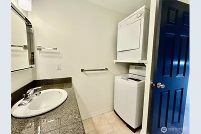 20324 Bothell Everett Hwy #F301, Bothell, WA 98012 - Photo 15