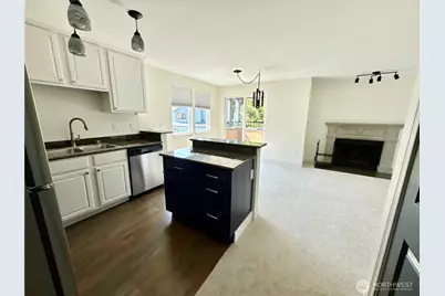 20324 Bothell Everett Hwy #F301, Bothell, WA 98012 - Photo 3