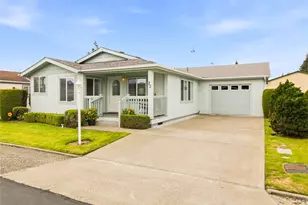 1918 Harrison Ave, Centralia, WA 98531 - Photo 1