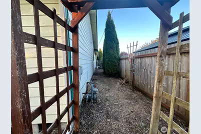 2111 Laurel St, Shelton, WA 98584 - Photo 23