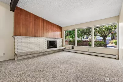 2352 49th Avenue SW, Seattle, WA 98116 - Photo 3