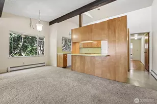 2352 49th Ave SW, Seattle, WA 98116 - Photo 5