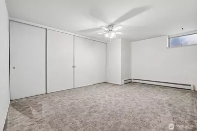 2352 49th Avenue SW, Seattle, WA 98116 - Photo 37