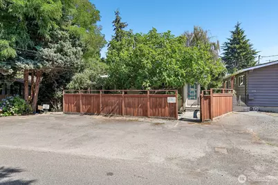 2352 49th Avenue SW, Seattle, WA 98116 - Photo 39